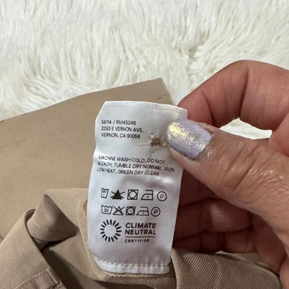 Reformation Mason Tan Wide Leg Pants Size 6P - Picture 11 of 11